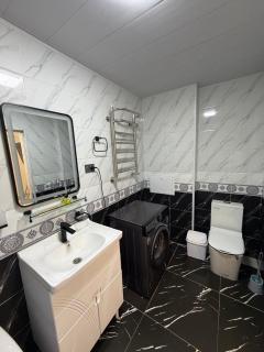 Cozy Modern Flat for Business & Leisure - 6