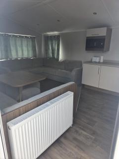 Comfortable Getaway at Weymouth Bay - 6