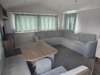 Comfortable Getaway at Weymouth Bay - 2