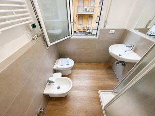 Nettuno - Room with private bathroom in the center - 8