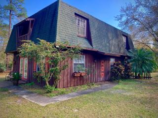 Little Orbit! European-Style Cottage on the Space Coast - 9