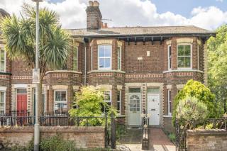 Victorian Terrace near Uni, sleeps 6, Garden - 3