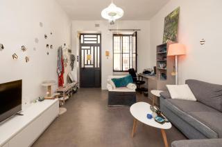 Private Garden Room in Shared Maisonette, Balluta Bay, w live-in cat - 9