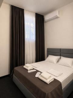 Yerevan Inn - 4
