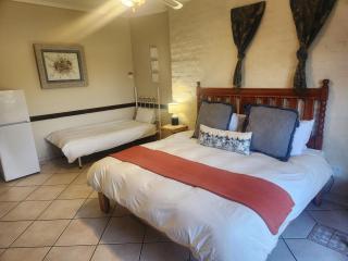 Honeymoon Suite - 7