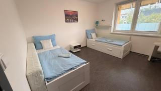 3 Bedroom Apartment, Playground, bounce mat jump ring - 4