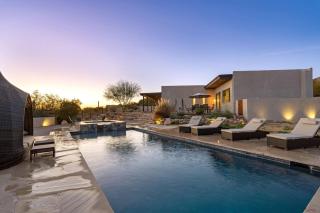 Foothills Luxury Pickleball Basketball Pool Spa - 7