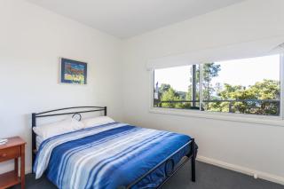 Seamist elevated with an amazing outlook - BYO Linen - Lorne - 5