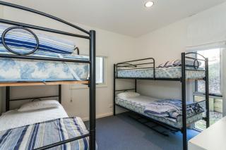 Seamist elevated with an amazing outlook - BYO Linen - Lorne - 3