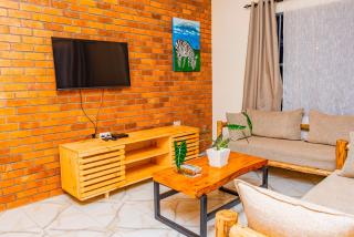 Shashoni Landscape Heritage Home - 9