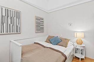 Bright Studio near Augarten - Near City Center - 5min to Metro U2 - 0
