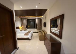 RockCliff Resort 1BR Presidential Suite at Kashmir Point - 5 min to GPO - 6