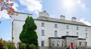 South Hill House - 0