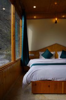 Hotel Mid Orchard Kasol -River Side - 2