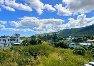 Private Apartment in Port Louis with Mountain Views - 3