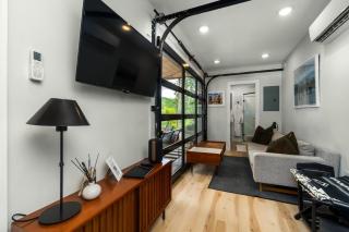 The Hideaway on Tacketts - Shipping Container - 6