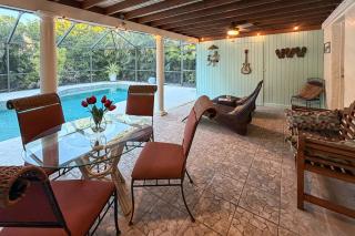 1 Mi to Beach Access: Naples Home w/ Lanai - 7