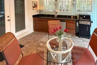 1 Mi to Beach Access: Naples Home w/ Lanai - 3