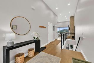 The views Enjoy this Hideout Pet-friendly home - 6