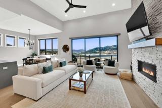 The views Enjoy this Hideout Pet-friendly home - 4