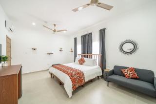 Crown Luxury Apartments - 3