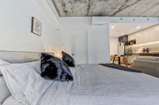 Chic 2-Person Stay - Montréal Transit Nearby - 9