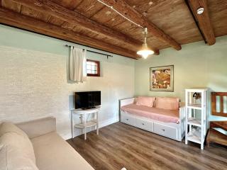 Relaxing Countryhouse Getaway with a Dreamlike Pool - 2