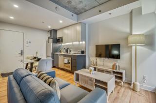 Stylish Pet-Friendly Stay - Montreal Studio - 4