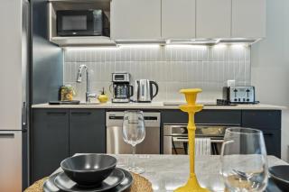 Stylish Pet-Friendly Stay - Montreal Studio - 2