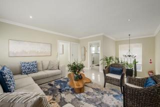 Soterion Beach House - 4