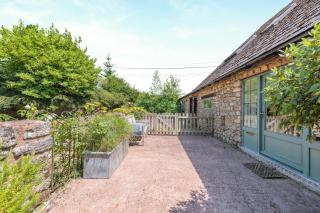 4 Bed in Honiton oc-41045 - 1
