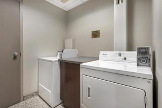 Best Western Plus Brandon Inn - 5