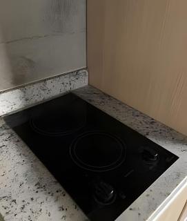 75 New studio w fast wifi, balcony, gym and movie screen - 1