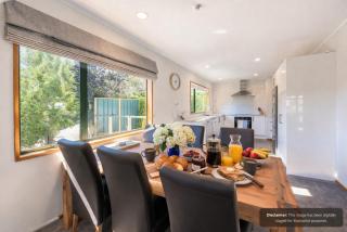 Central Comfort in Wanaka - 9