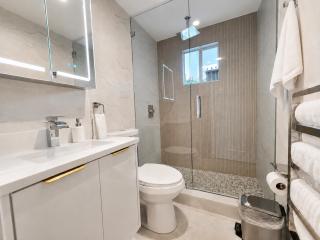 Luxe CLT City Stays -1 - 5
