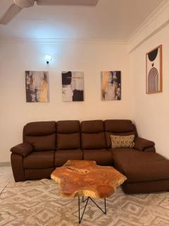 Luxury 2-Bedroom Apartment Near French Embassy - 1