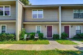 Remote Work Ready! Walkable Fayetteville Home - 9