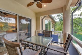 Lake Keowee Resort Condo w/ Fantastic View - 8