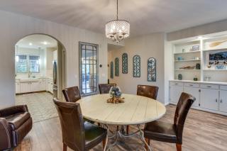 Lake Keowee Resort Condo w/ Fantastic View - 7