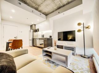 Stylish Luxury Studio - Prime Montreal Location - 0