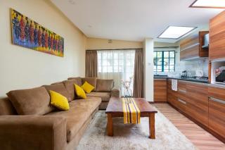Modern Charming Cosy Retreat - 1