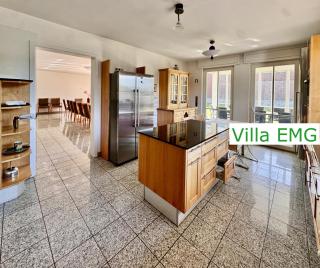 Ferienhaus Villa EMG Gelsenkirchen nah Essen Dortmund mit Pool und Garten für Familien Gruppen bis 21 Personen - 8