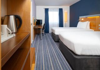 Holiday Inn Express Bedford by IHG - 5
