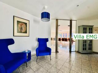 Ferienhaus Villa EMG Gelsenkirchen nah Essen Dortmund mit Pool und Garten für Familien Gruppen bis 21 Personen - 3
