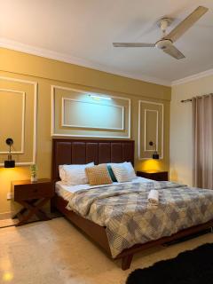 F11 Executive 2Bhk Apartment Cozy Style and Comfort stay - 7