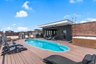 Stylish Downtown Penthouse Views ABODEbucks - 5