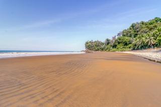 Steps to Beach! 'El Ballenato' 2-Home Bundle - 8
