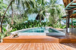 Steps to Beach! 'El Ballenato' 2-Home Bundle - 7