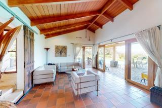 Mtn-View Farmhouse w/ Pool in Atenas - 6