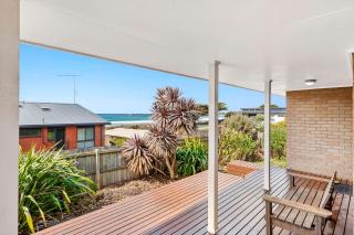 SeaEsta Room for all the Family - BYO Linen - Apollo Bay - 0